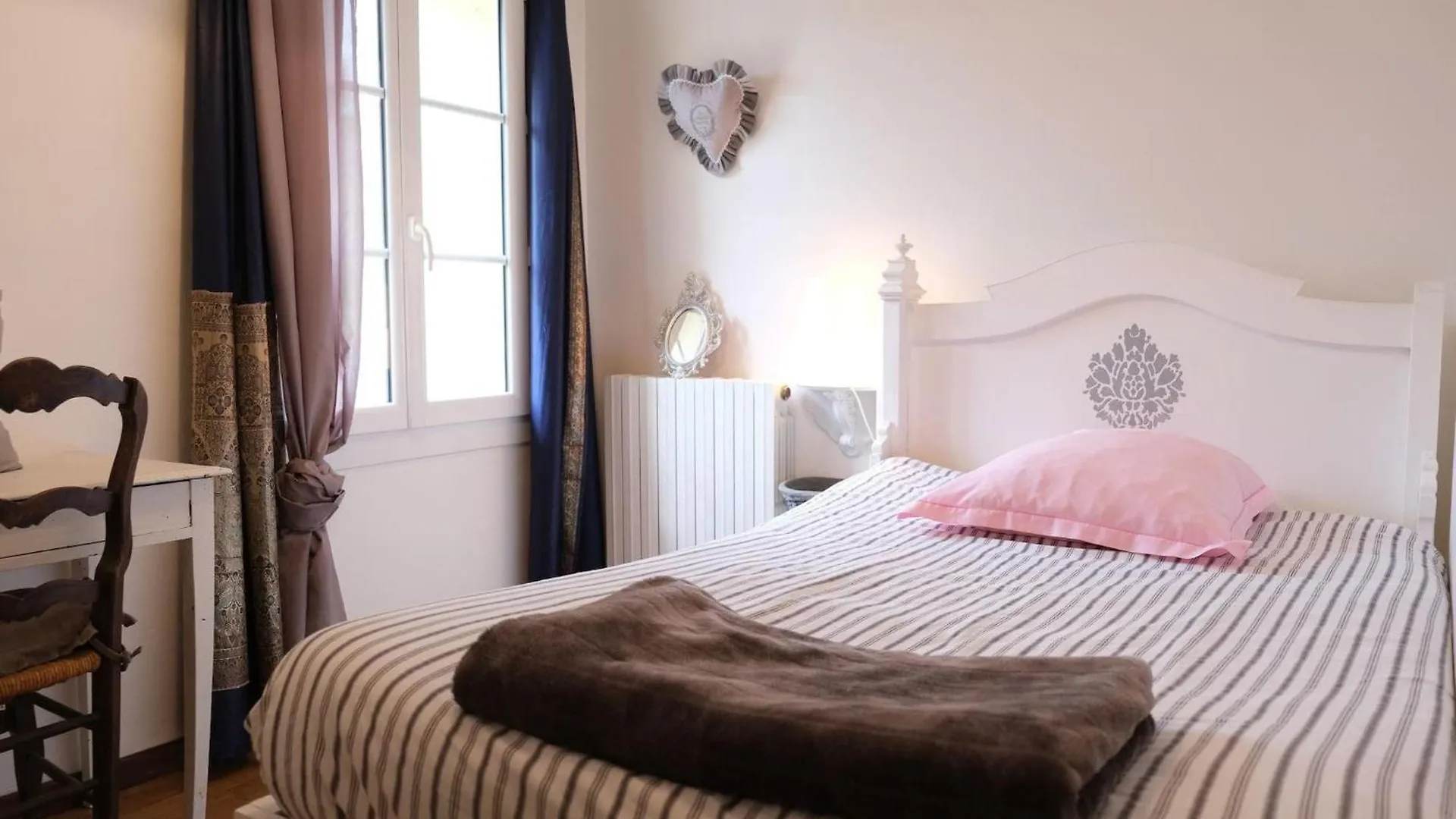 Villa Typical Farm With Private Pool Close To The Ventoux 8 Persons Althen-des-Paluds